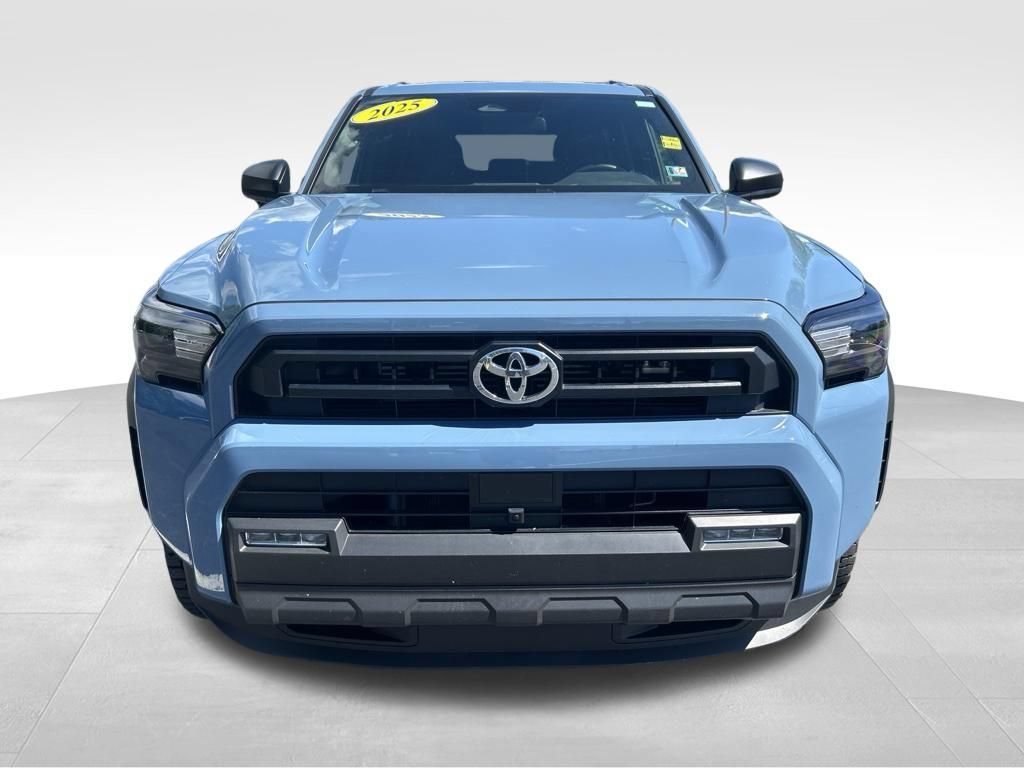 Certified 2025 Toyota 4Runner SR5 AWD/4WD image 8