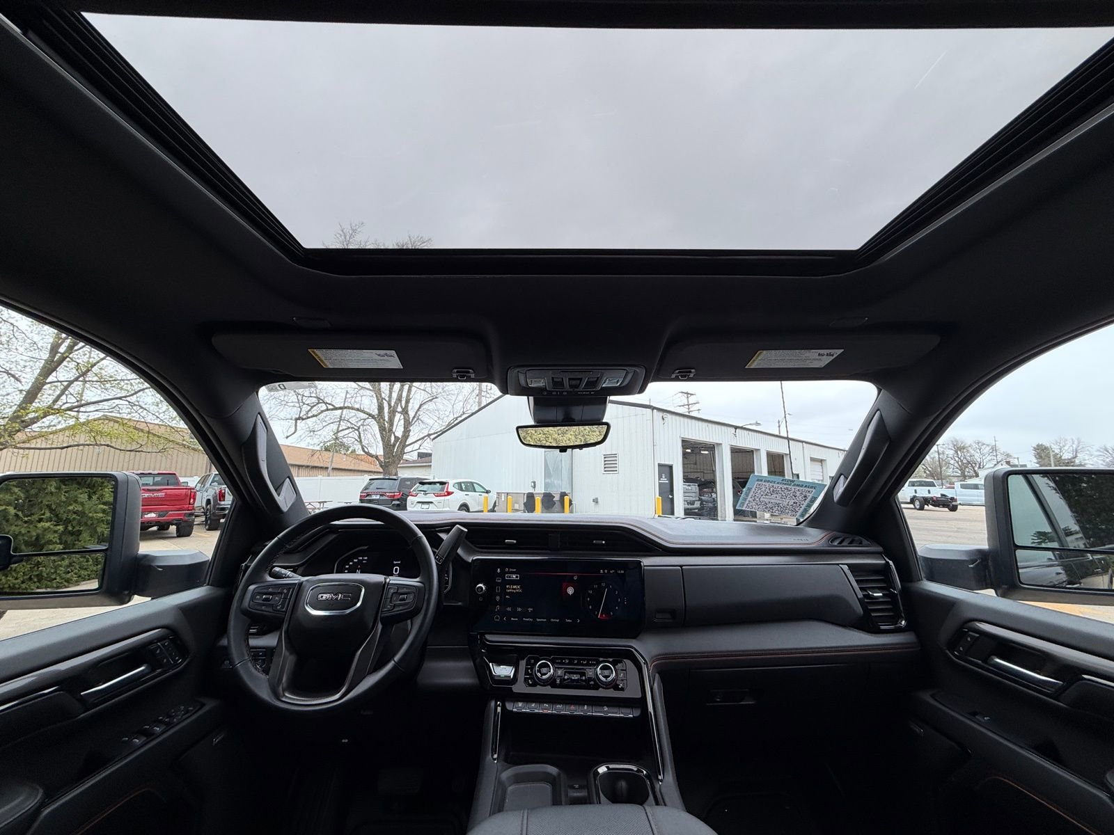 Used 2024 GMC Sierra 2500 AT4 w/ AT4 Premium Plus Package image 27