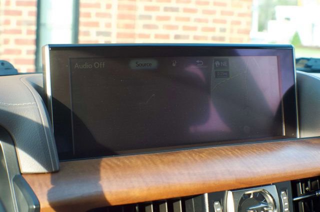 Used 2018 Lexus LX 570 4WD w/ Luxury Package image 36
