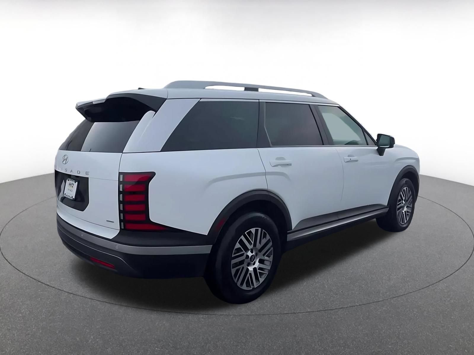 Used 2026 Hyundai Palisade SEL AWD/4WD image 11