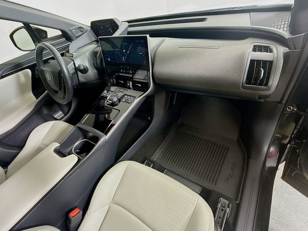 Used 2024 Toyota bZ4X Limited w/ Weather Package image 30