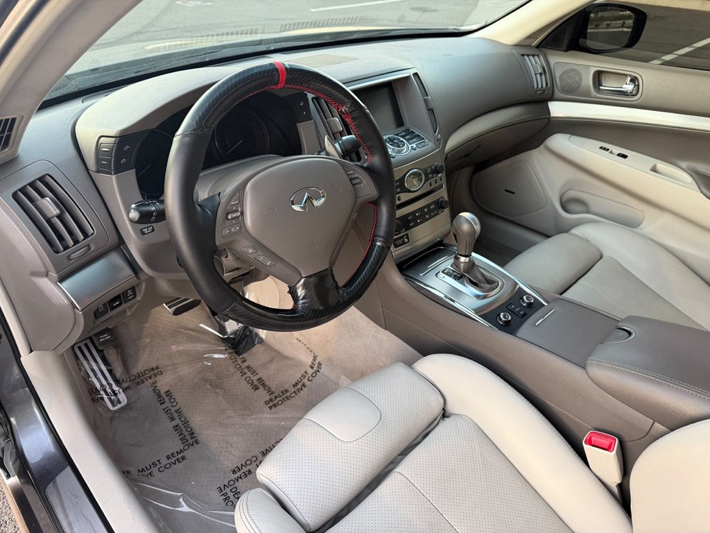 Used 2013 INFINITI G37 x Sedan w/ Premium Pkg AWD/4WD image 10