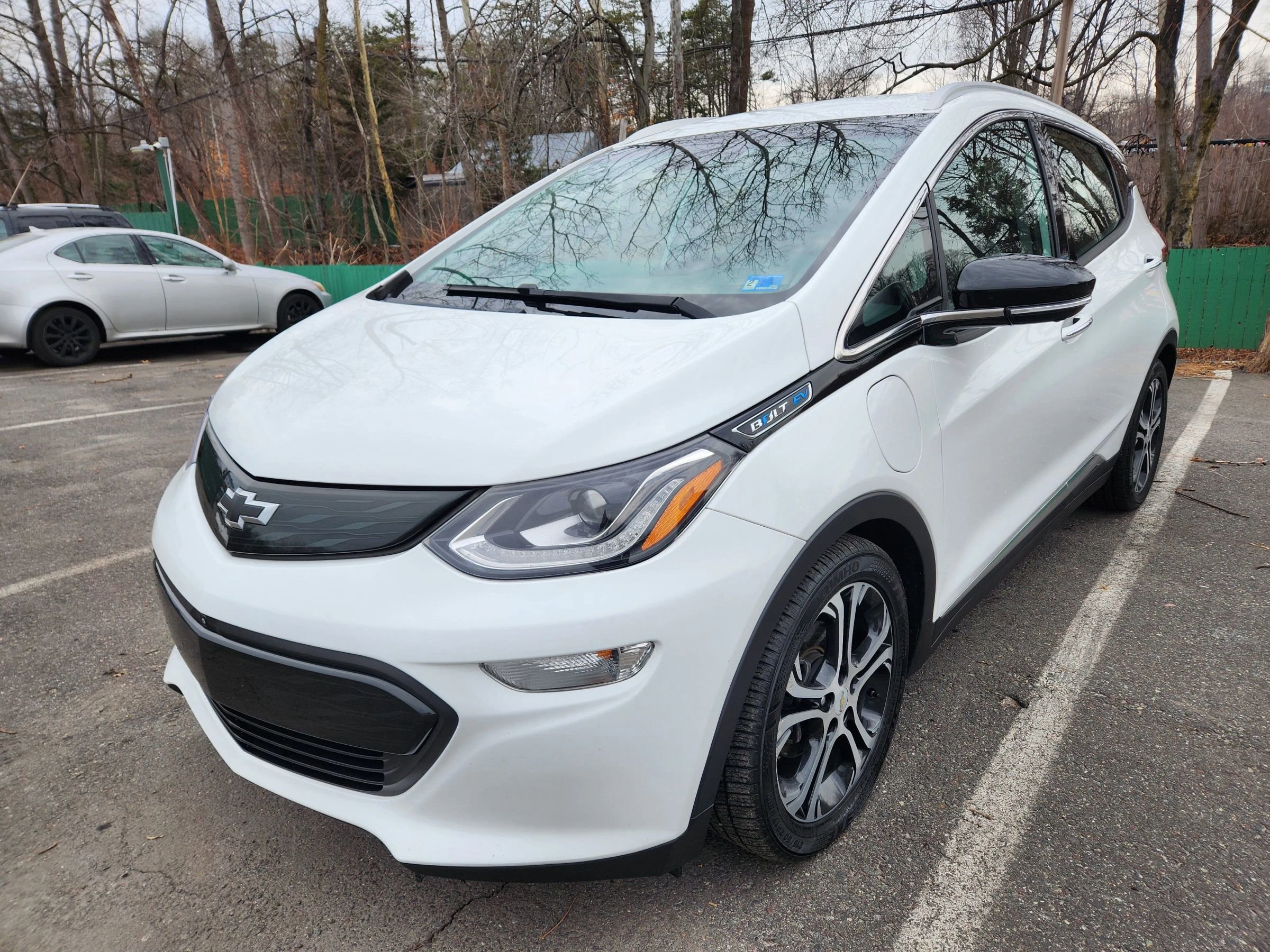 Used 2019 Chevrolet Bolt Premier w/ Infotainment Package image 1