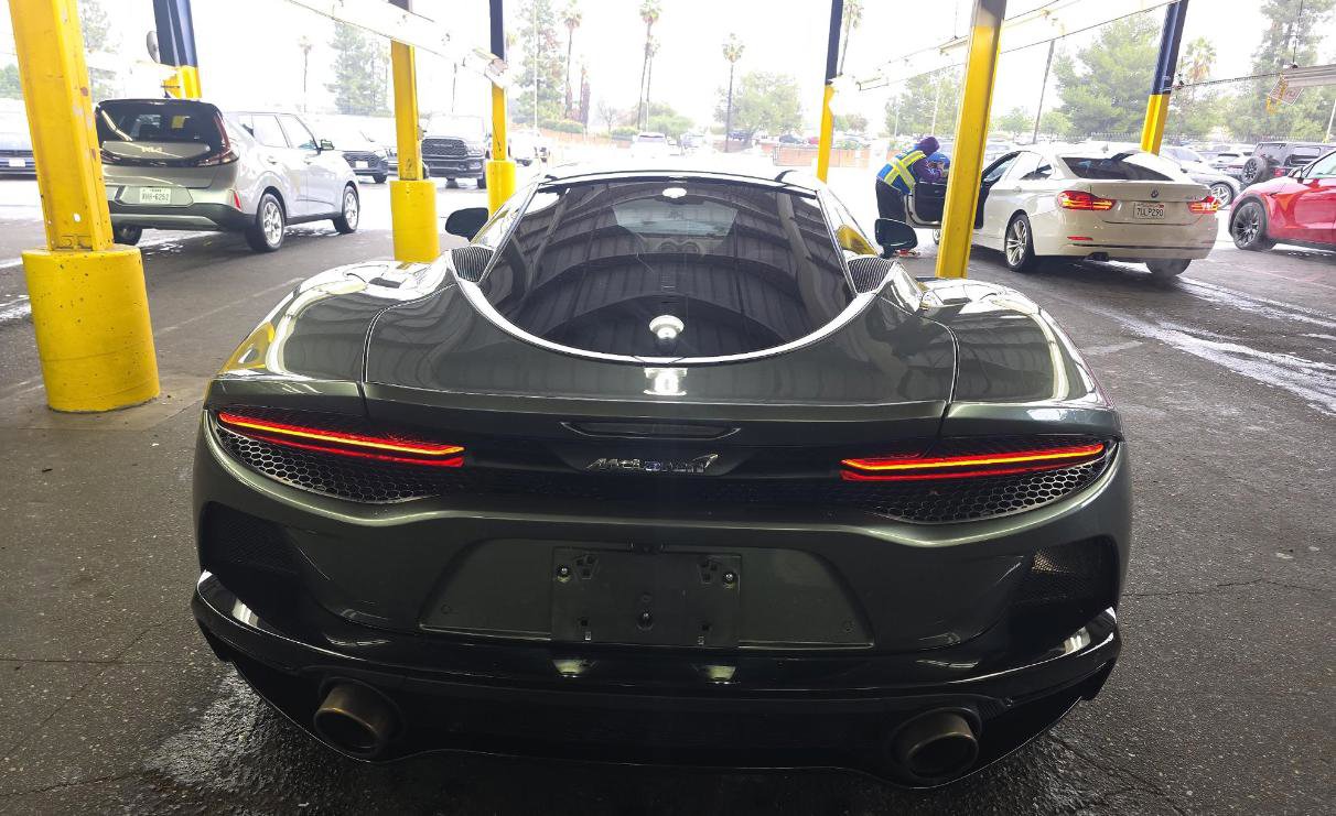 Used 2023 McLaren GT image 5