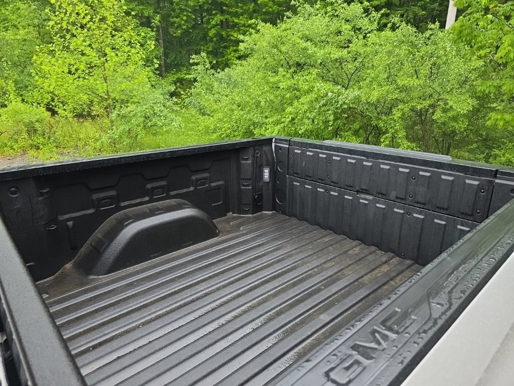 Used 2019 GMC Sierra 1500 Denali w/ Denali Ultimate Package AWD/4WD image 19