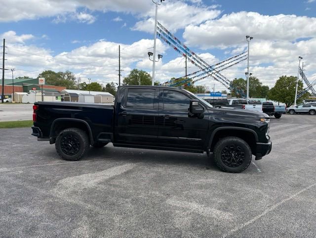 Used 2024 Chevrolet Silverado 2500 High Country w/ Midnight Edition AWD/4WD image 20