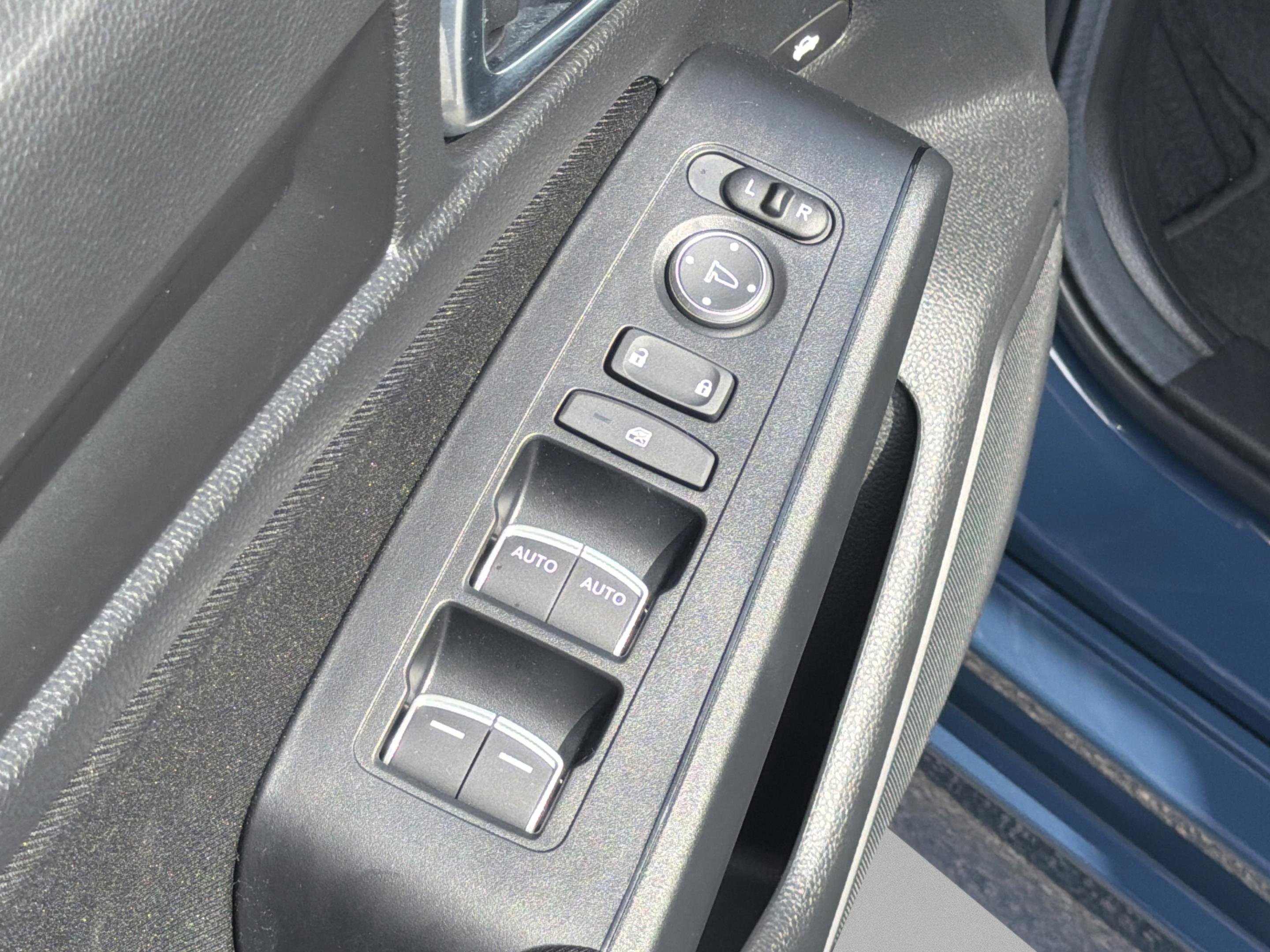 Certified 2025 Honda Civic Sport image 15