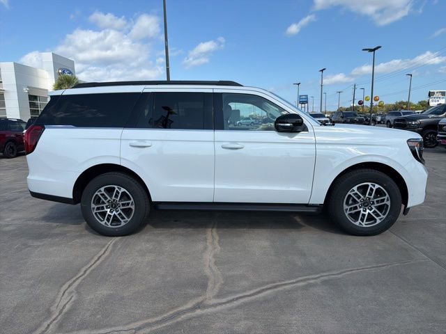 New 2025 Ford Expedition Active image 8