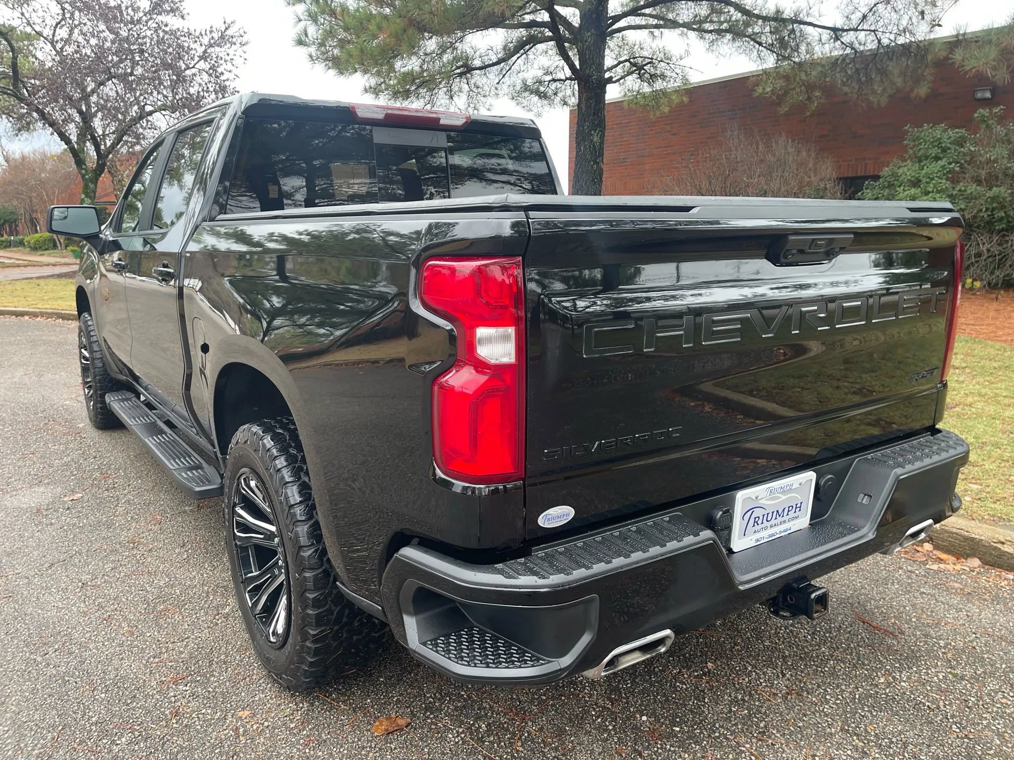 Used 2022 Chevrolet Silverado 1500 RST image 3