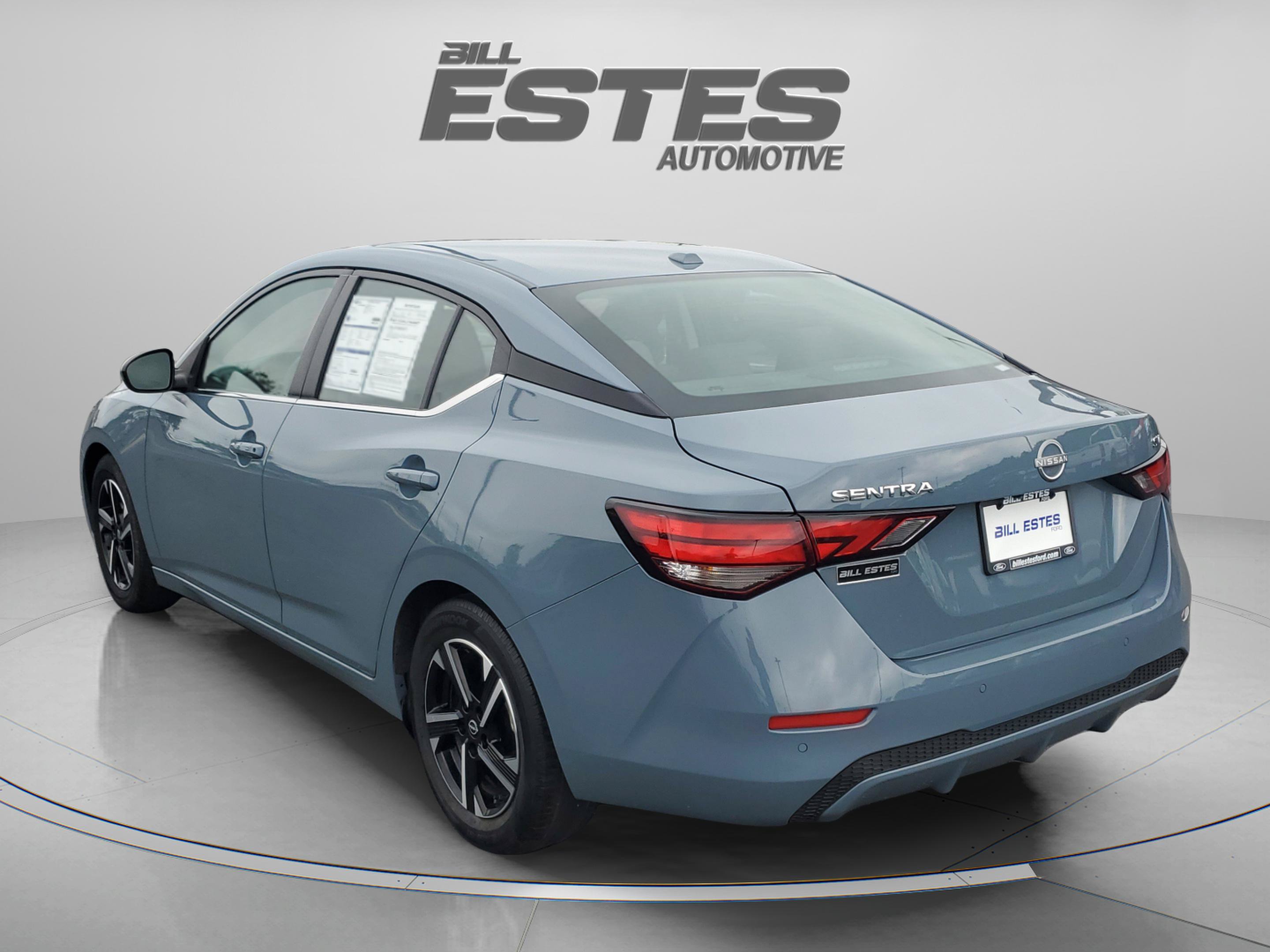 Used 2024 Nissan Sentra SV FWD image 3