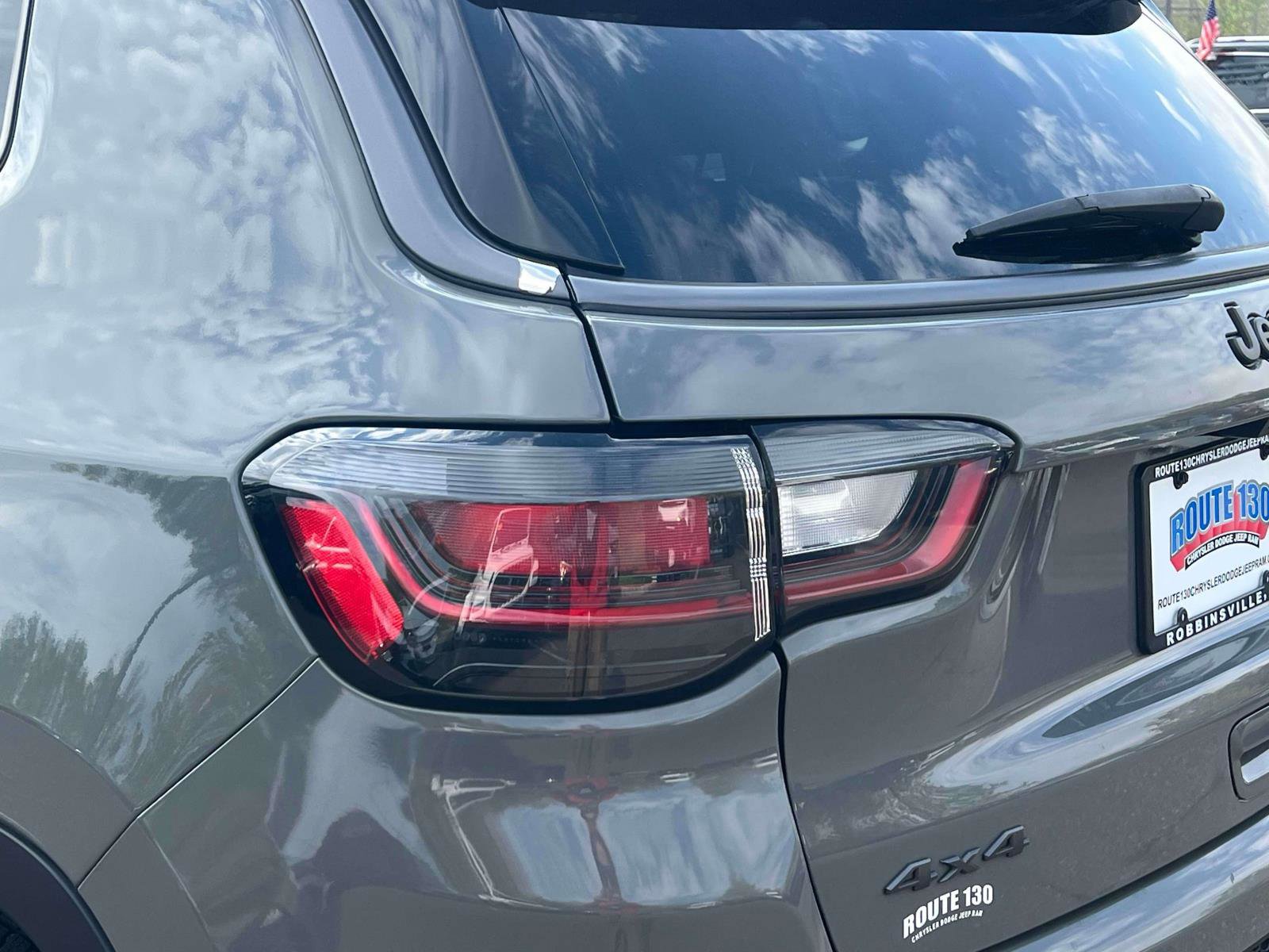 Used 2022 Jeep Compass Trailhawk w/ Trailhawk Elite Group AWD/4WD image 8