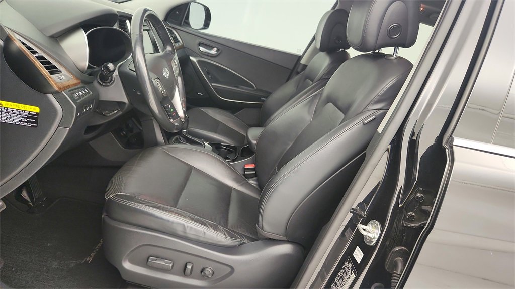 Used 2018 Hyundai Santa Fe Limited image 17