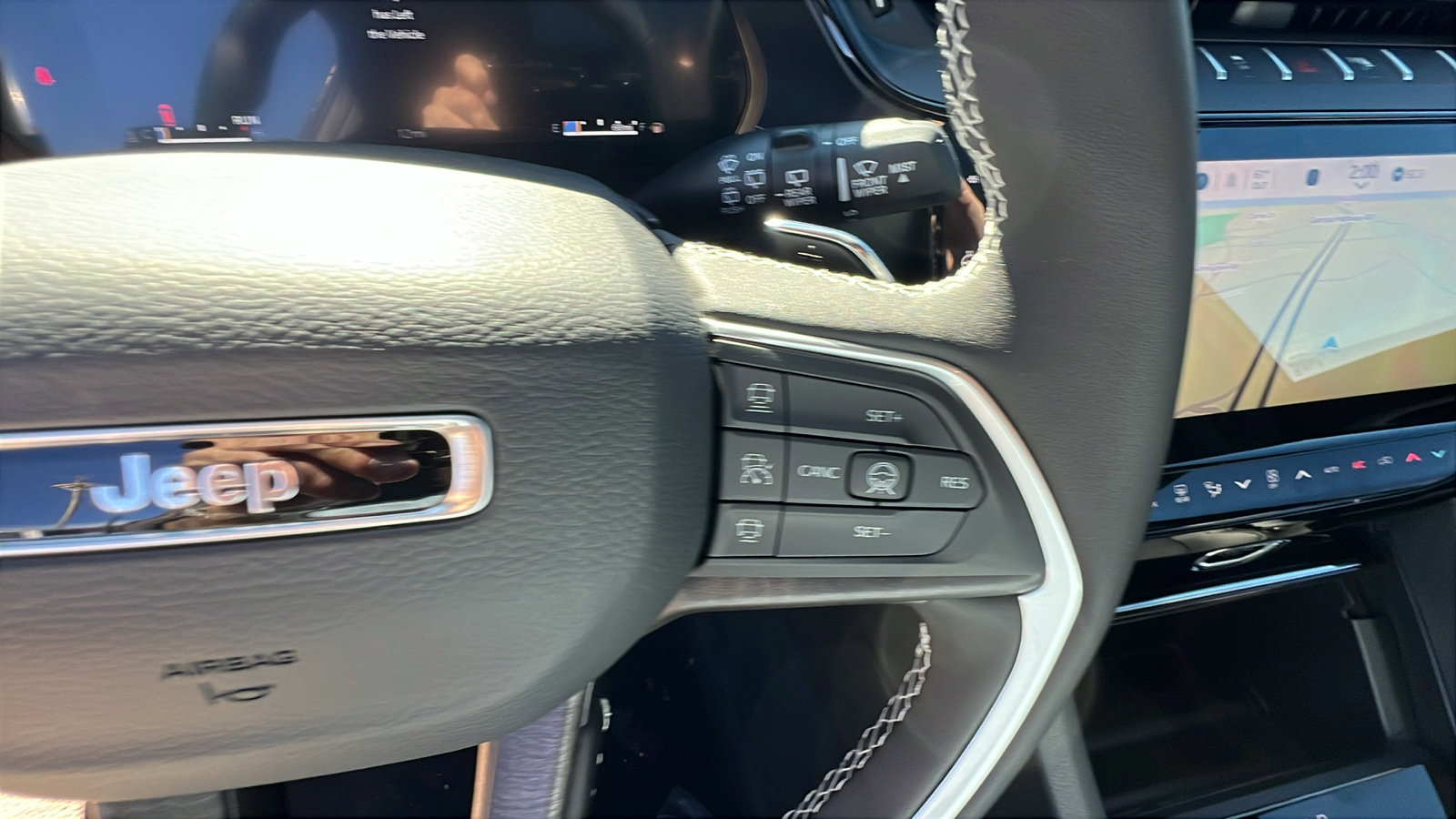 New 2026 Jeep Grand Cherokee Limited image 24