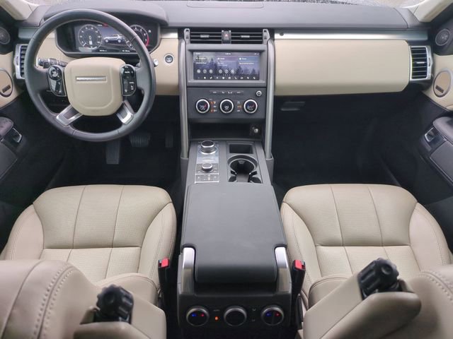 Used 2020 Land Rover Discovery Landmark AWD/4WD image 14