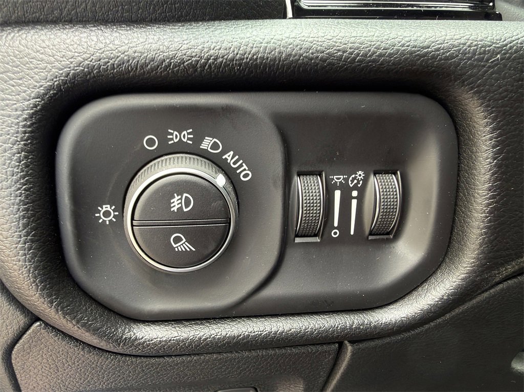 New 2026 RAM 1500 Laramie w/ Night Edition image 17