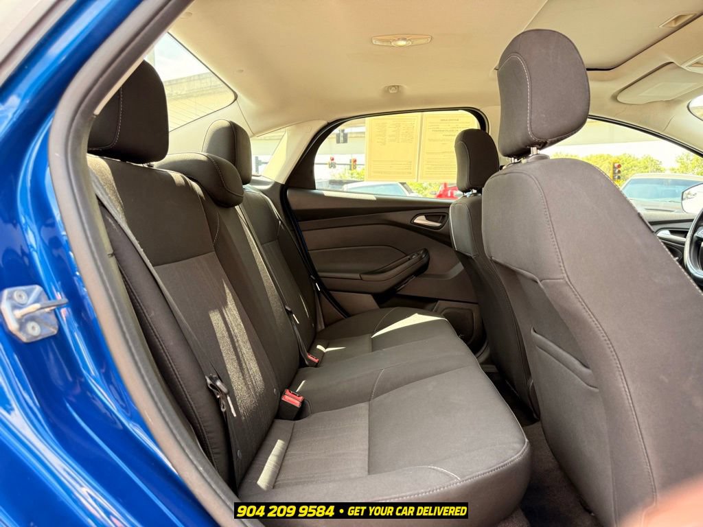 Used 2018 Ford Focus SEL FWD image 30