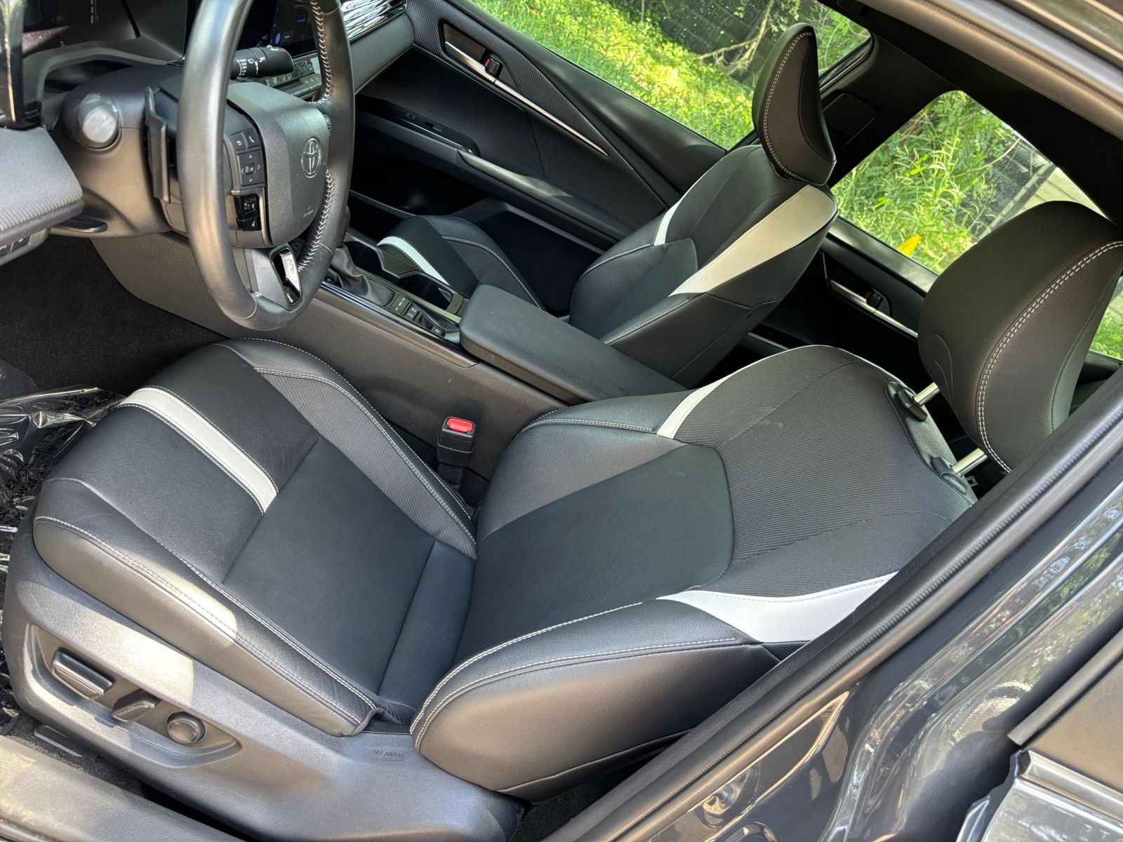 Used 2026 Toyota Camry SE FWD image 35