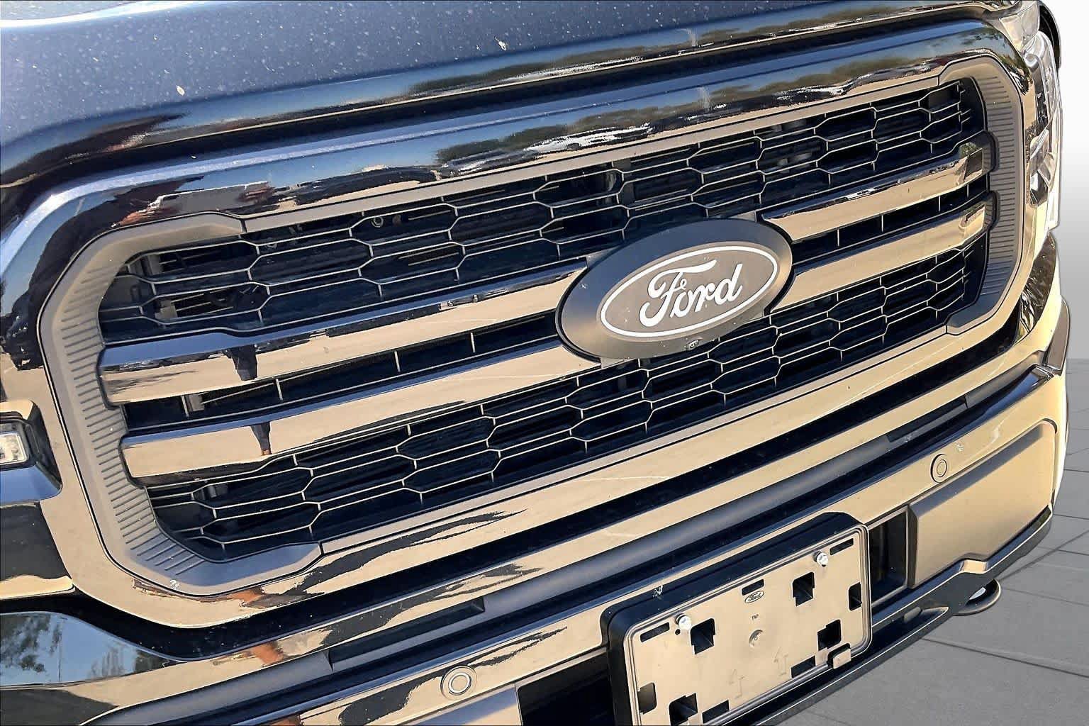 Used 2024 Ford F150 Lariat w/ Bed Utility Package AWD/4WD image 29