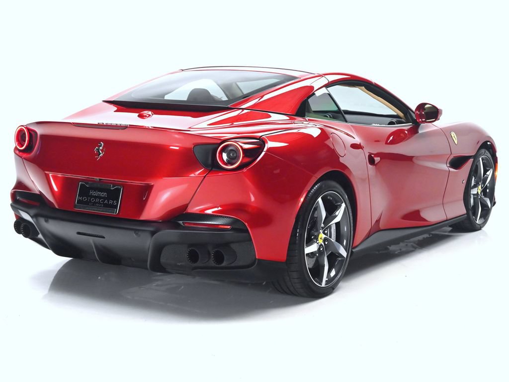 Used 2023 Ferrari Portofino M RWD image 9