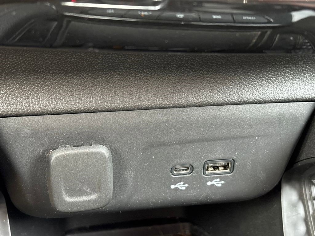 Certified 2024 Chevrolet TrailBlazer RS w/ Convenience Package image 17