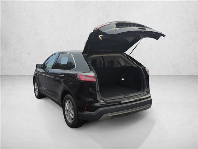 Used 2023 Ford Edge SEL image 7