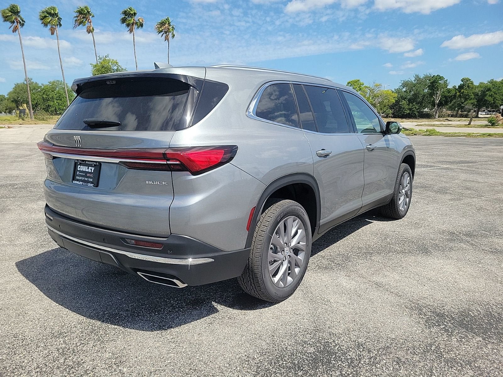 New 2026 Buick Enclave Preferred w/ Power Package FWD image 5