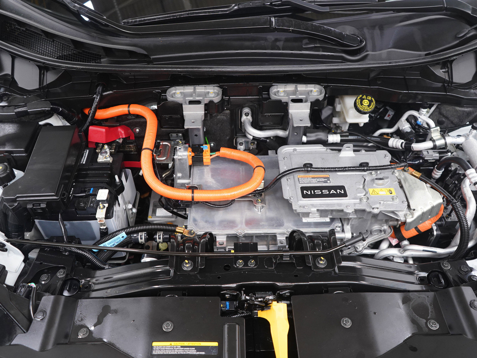 Used 2024 Nissan Ariya AWD image 34