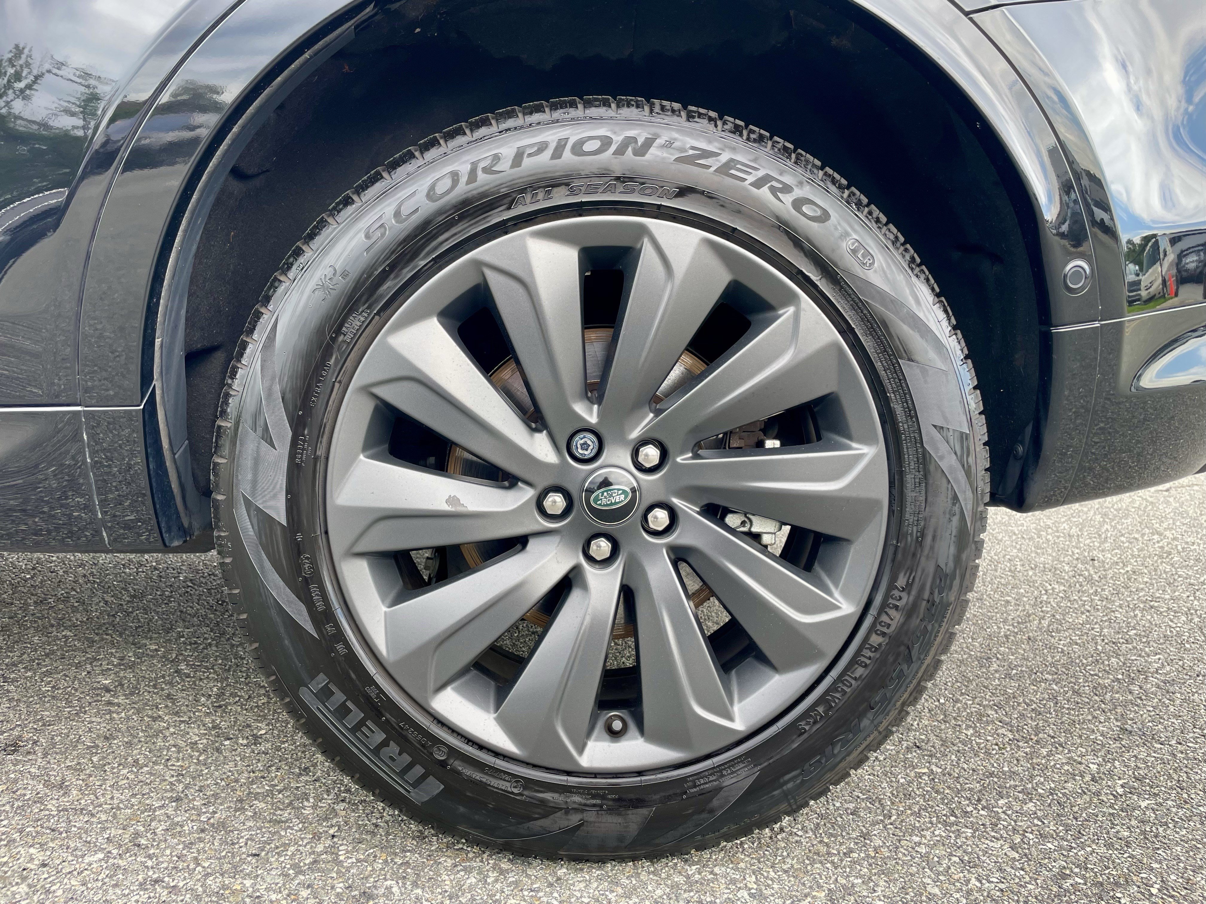 Certified 2025 Land Rover Discovery Sport S AWD/4WD image 10