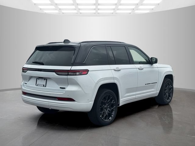 New 2026 Jeep Grand Cherokee Summit AWD/4WD image 7