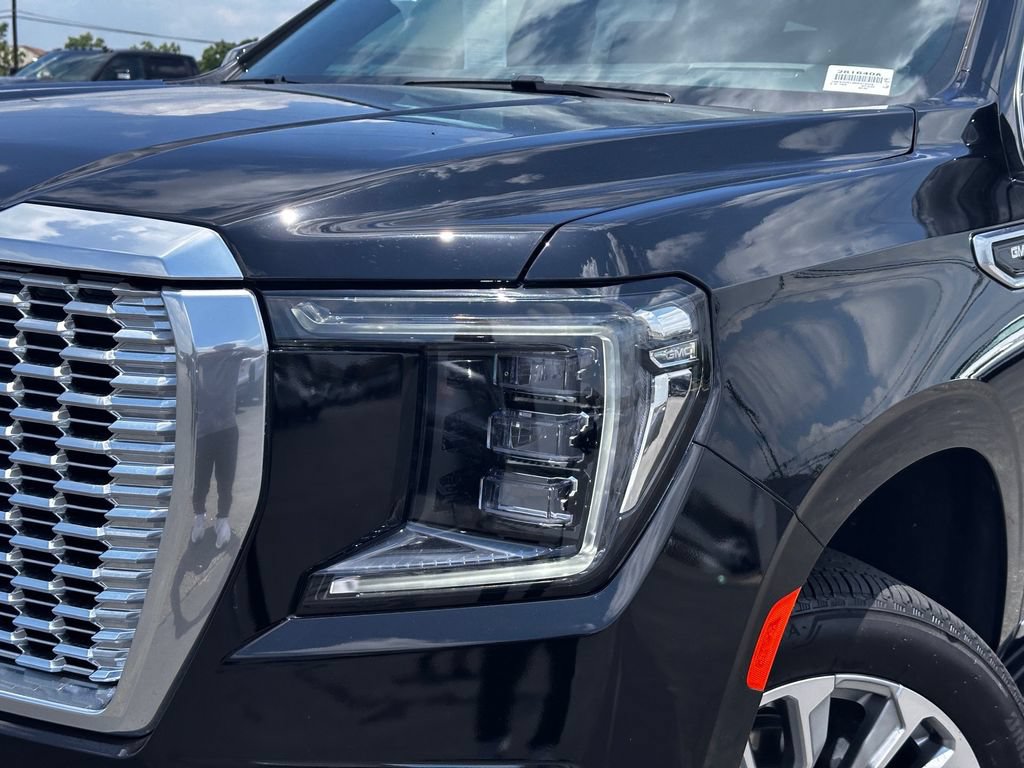 Certified 2024 GMC Yukon Denali w/ LPO, Illumination Package AWD/4WD image 2