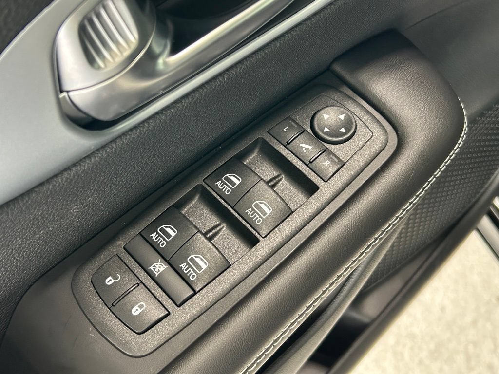 New 2026 Chrysler Pacifica Limited w/ S Appearance Package FWD image 42