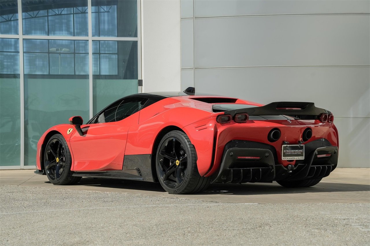 Used 2021 Ferrari SF90 Stradale Base image 9