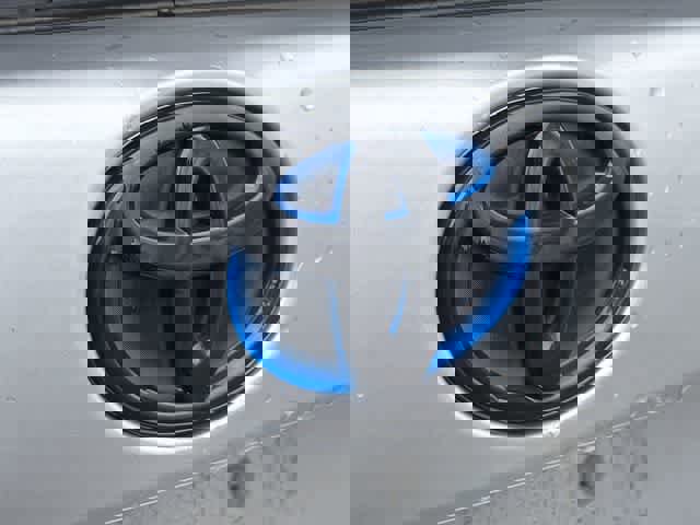 Used 2022 Toyota Prius image 18