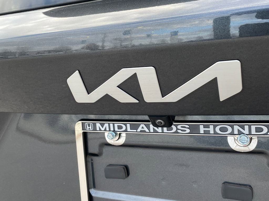 Used 2024 Kia Sorento S image 17