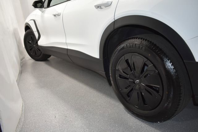 Certified 2025 Chevrolet Blazer EV LT AWD/4WD image 9