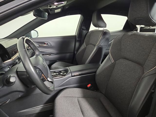 Used 2024 Toyota Crown XLE image 13