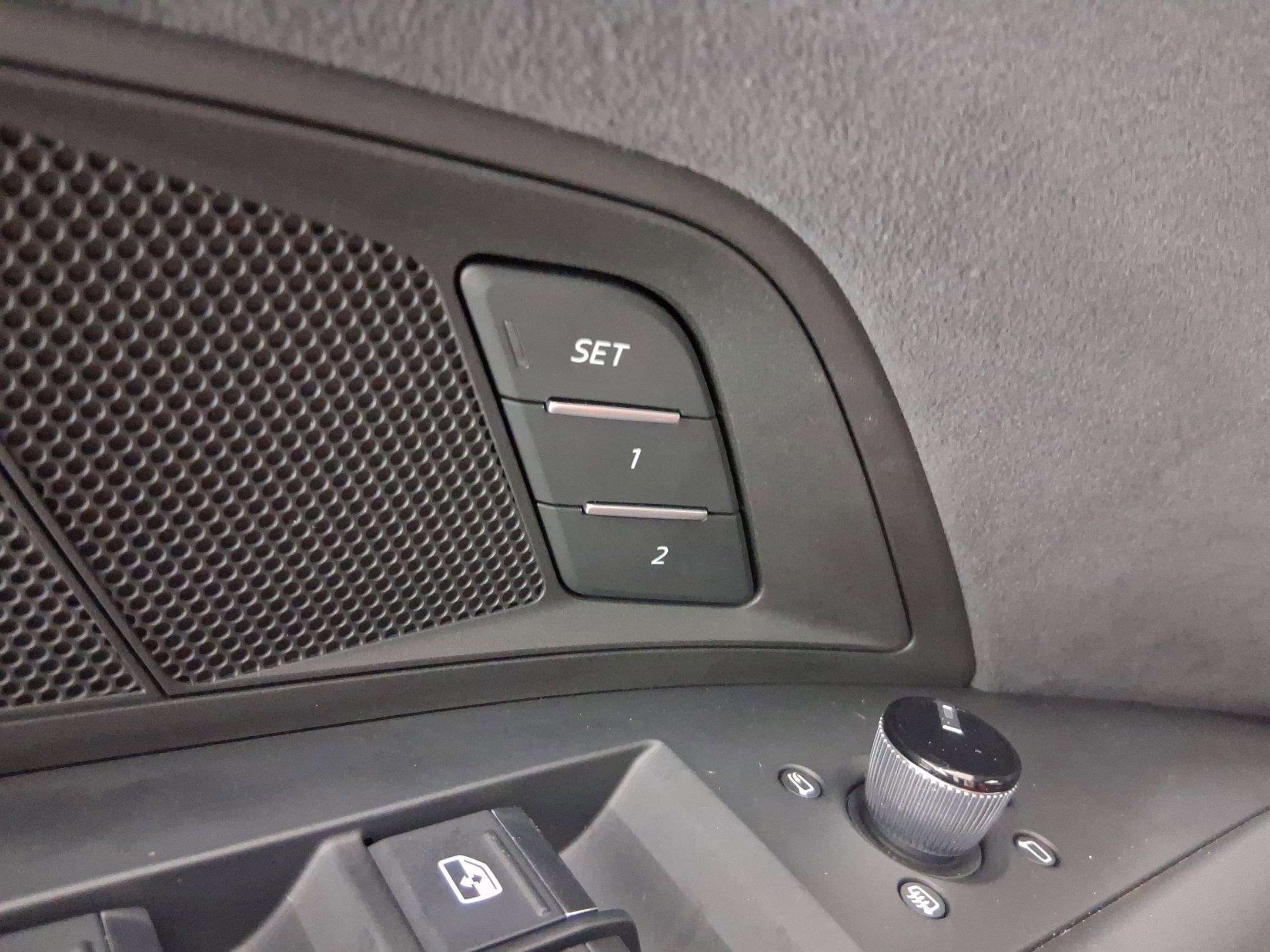 Used 2023 Audi RS e-tron GT w/ Carbon Performance Package image 20