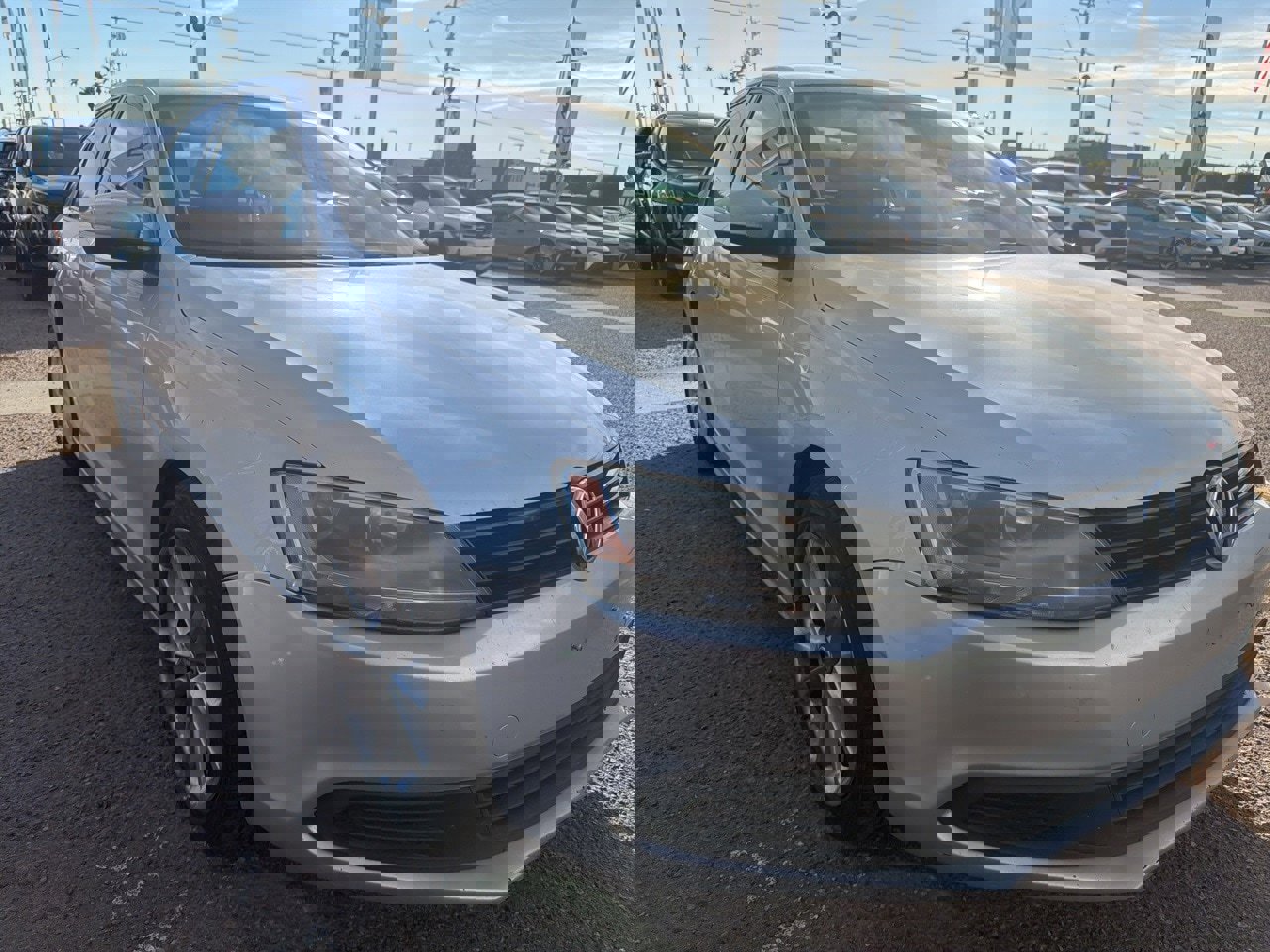 Used 2012 Volkswagen Jetta TDI image 9