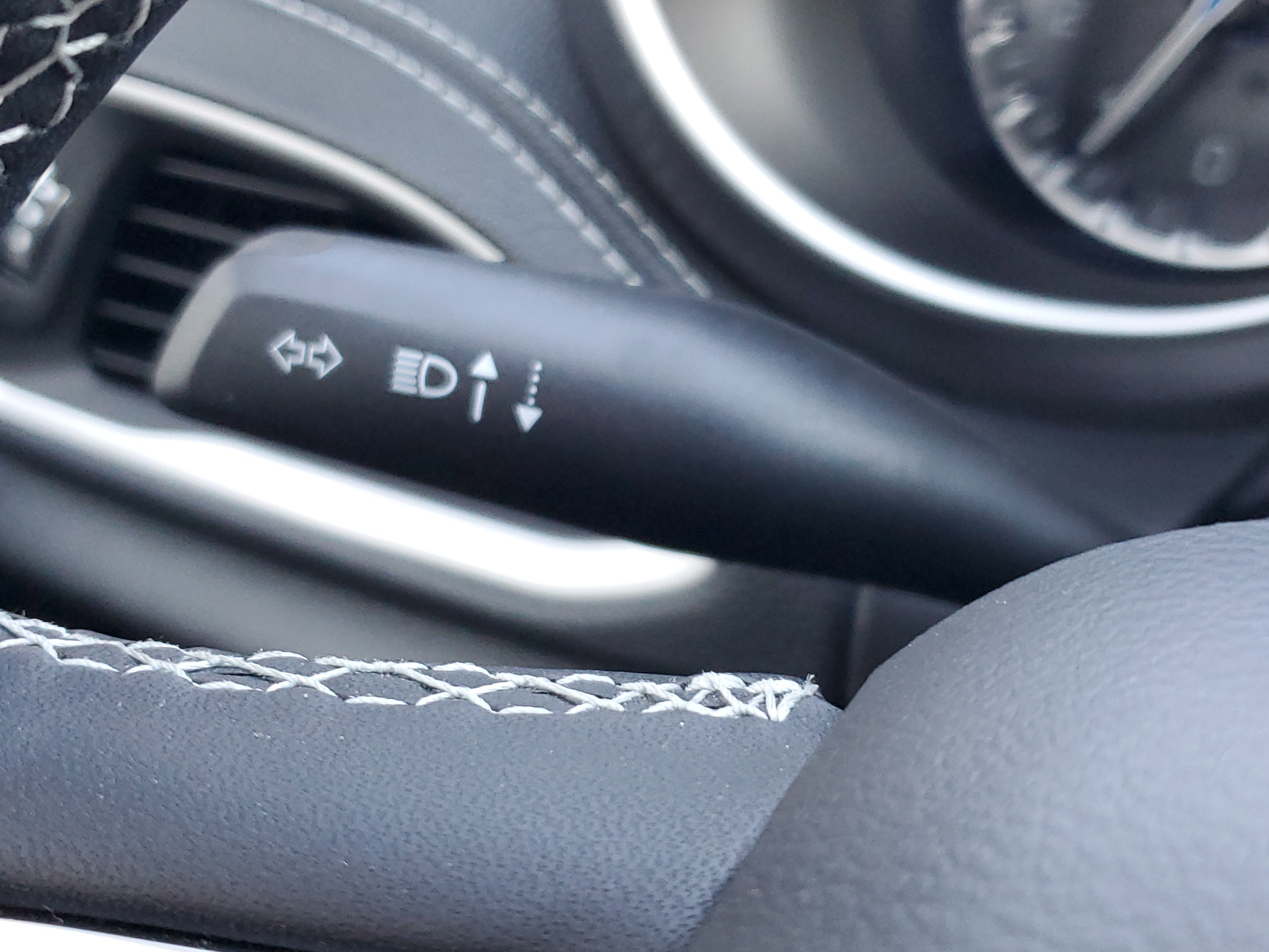 New 2026 Chrysler Pacifica Select image 13