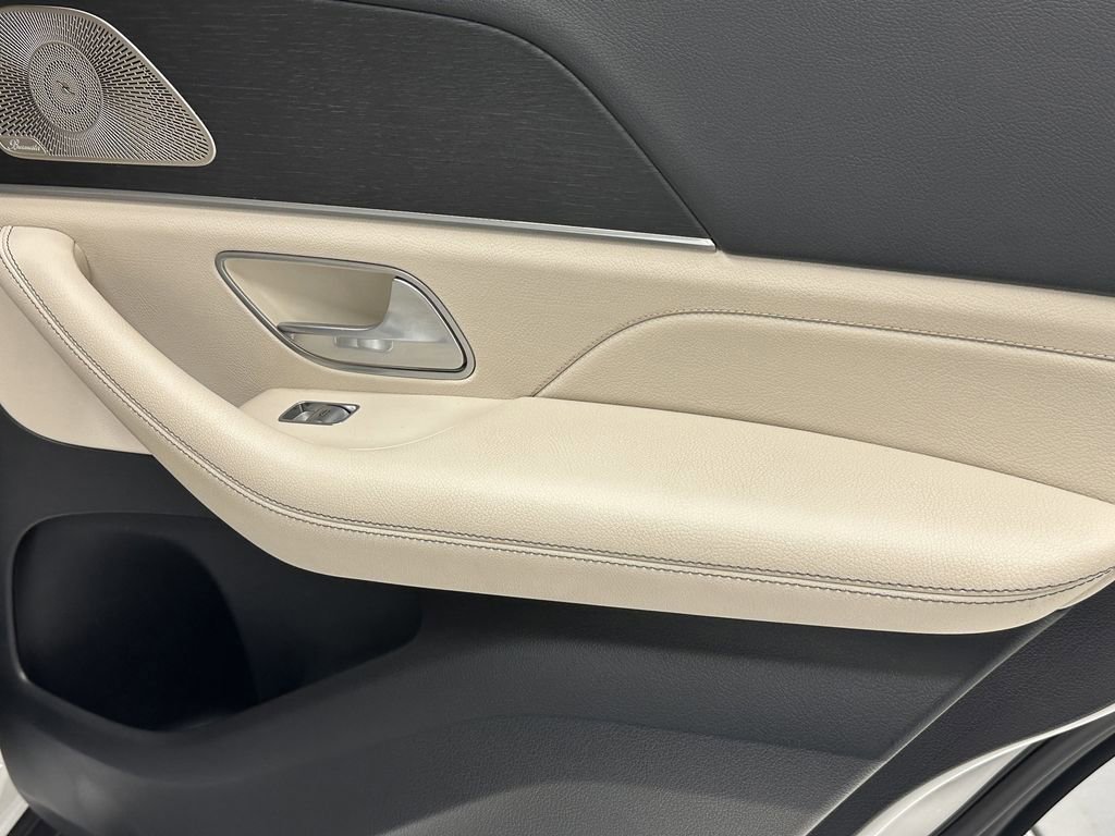 Certified 2021 Mercedes-Benz GLE 350 4MATIC w/ Premium Package image 19