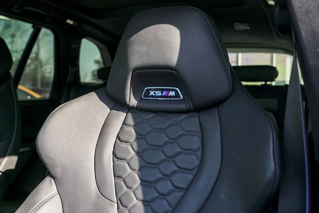 Used 2026 BMW X5 M Competition w/ Executive Package image 33
