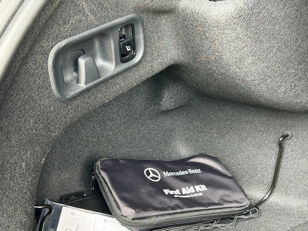 Used 2025 Mercedes-Benz C 300 4MATIC Sedan image 48