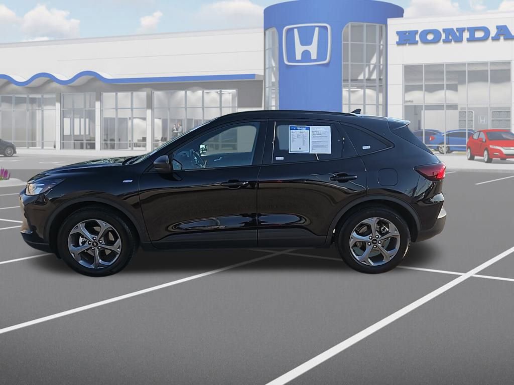 Used 2025 Ford Escape ST-Line image 5