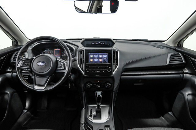 Used 2019 Subaru Crosstrek 2.0i Premium image 12