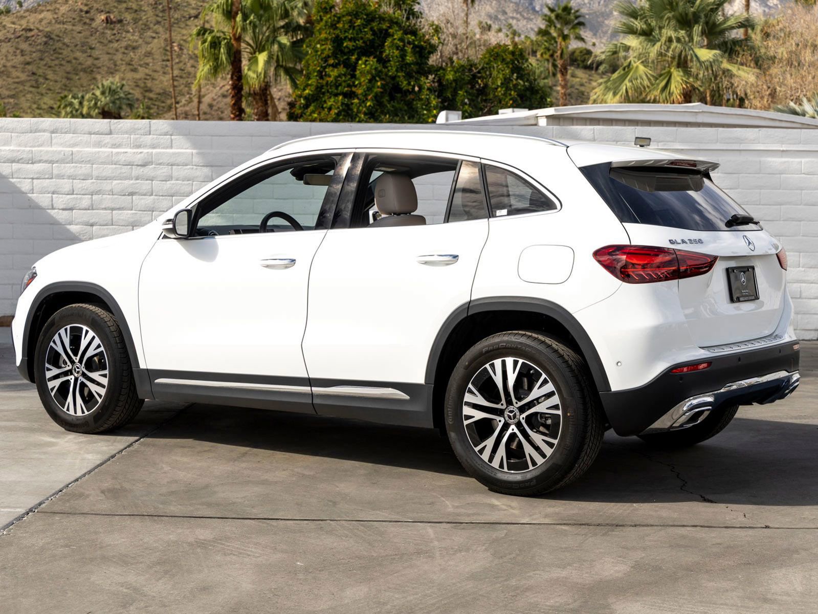 Used 2025 Mercedes-Benz GLA 250 image 7