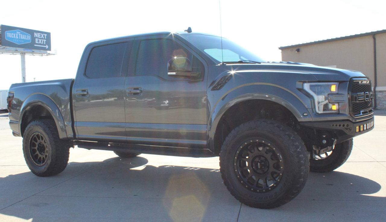 Used 2019 Ford F150 Raptor w/ Equipment Group 802A Luxury image 14