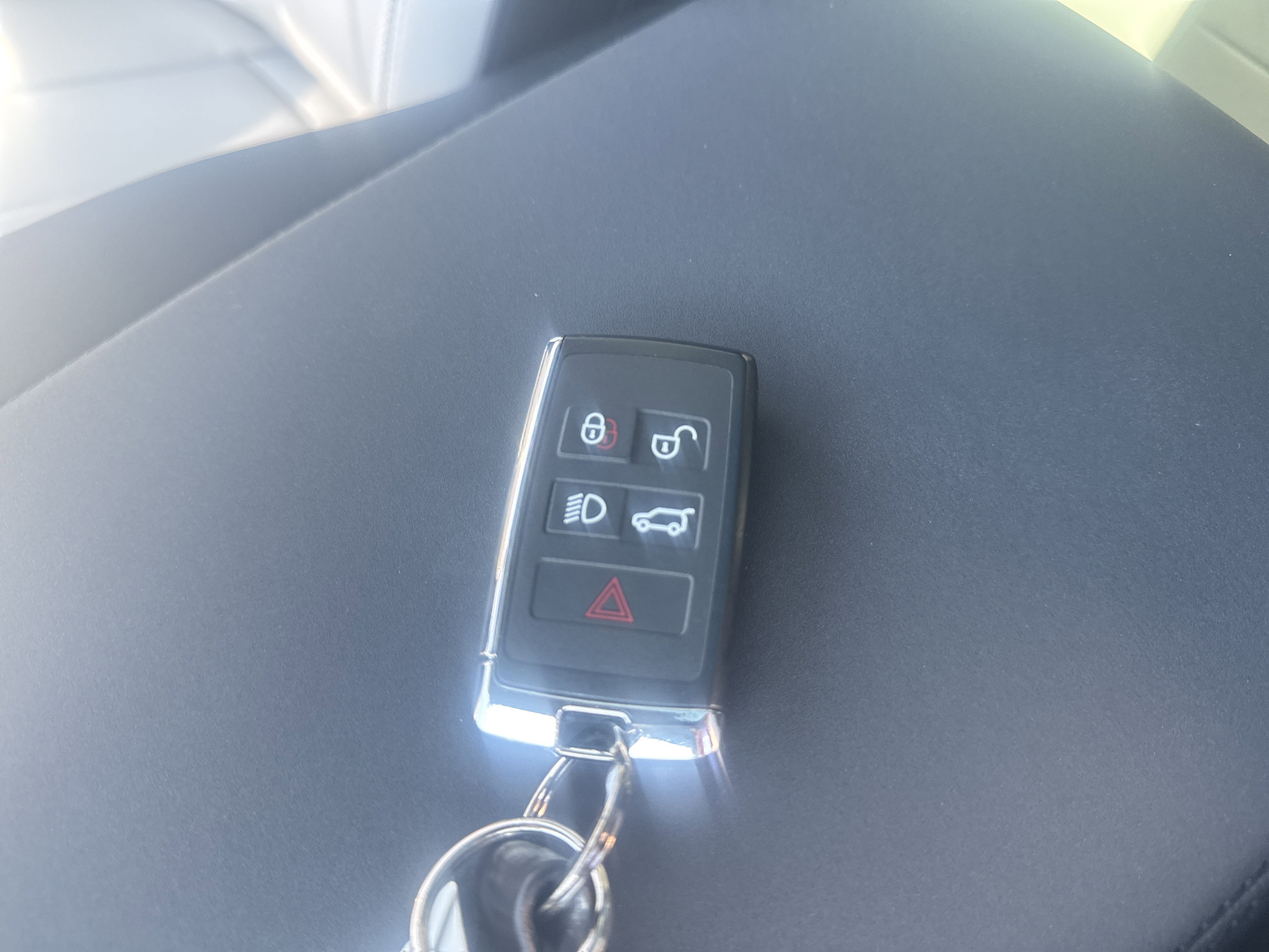 Used 2024 Land Rover Range Rover Sport Dynamic SE image 12