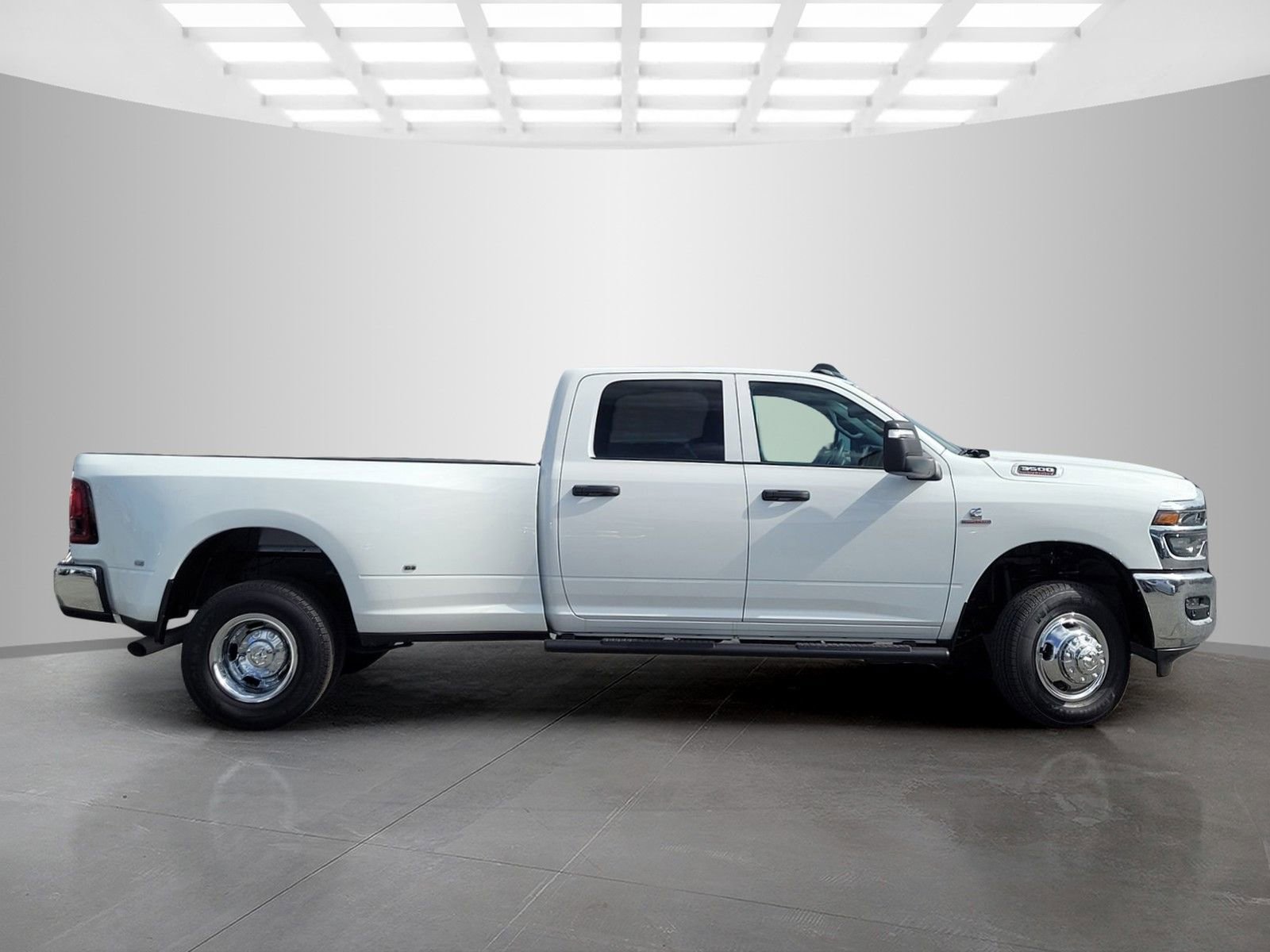 New 2026 RAM 3500 Tradesman image 3