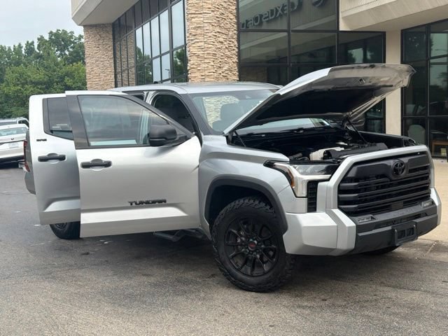 Used 2023 Toyota Tundra SR5 AWD/4WD image 9