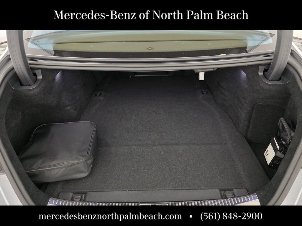 Used 2024 Mercedes-Benz S 580e 4MATIC Sedan image 18